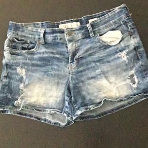 BKE denim shorts